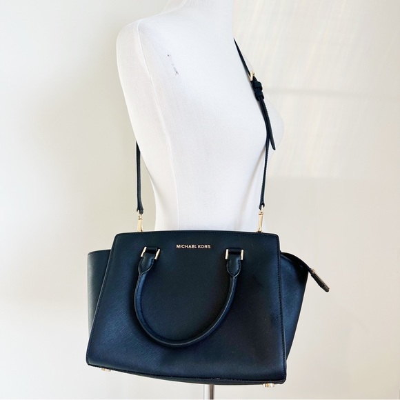 Michael Kors Selma Medium Top Zip Black Saffiano Leather Satchel Bag - Picture 2 of 16